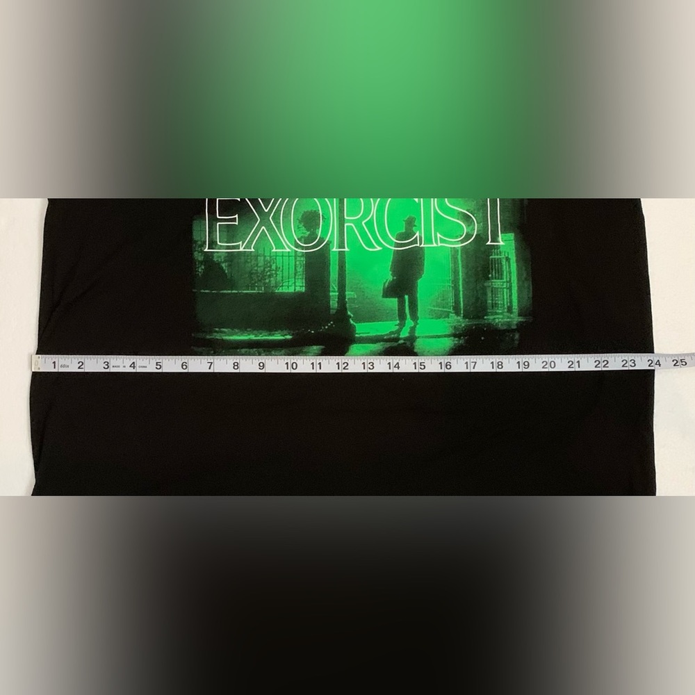 The Exorcist Size XL Men's Graphic T-Shirt - Picture 8 of 9
